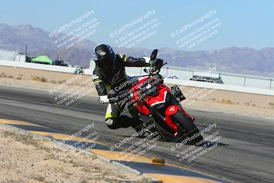 media/Jan-18-2024-Racers Edge (Thu) [[008952c709]]/B Group/Session 2 (Turn 15 Inside)/